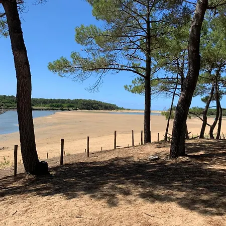 Holiday home Un Independant Avec Jardin Talmont-Saint-Hilaire