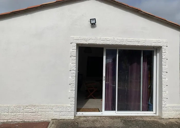 Un Independant Avec Jardin *